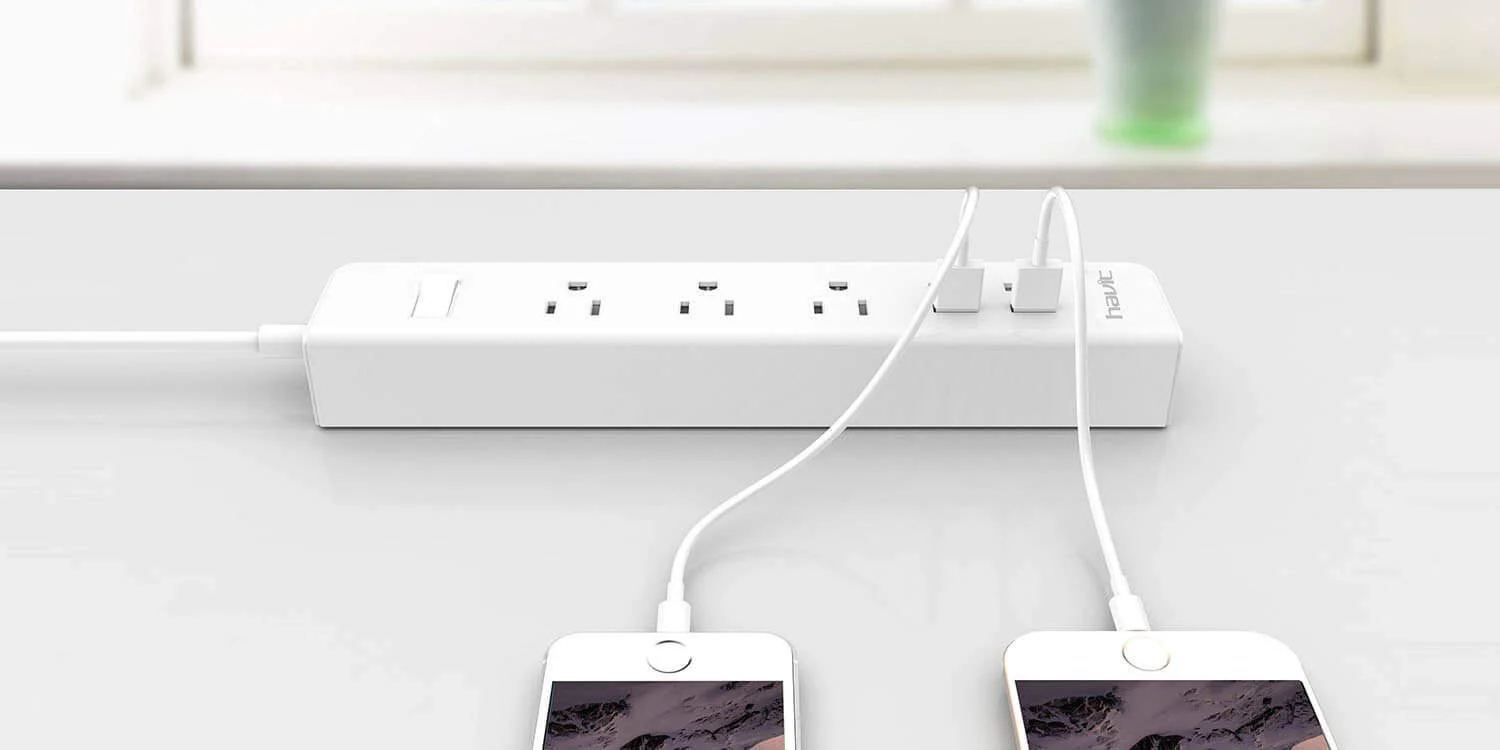 HAVIT HV-A304U Travel Power Strip / Surge Protector with 3 AC Outlets & 4 USB Ports (NEMA 5-15/Type B) - Image 4