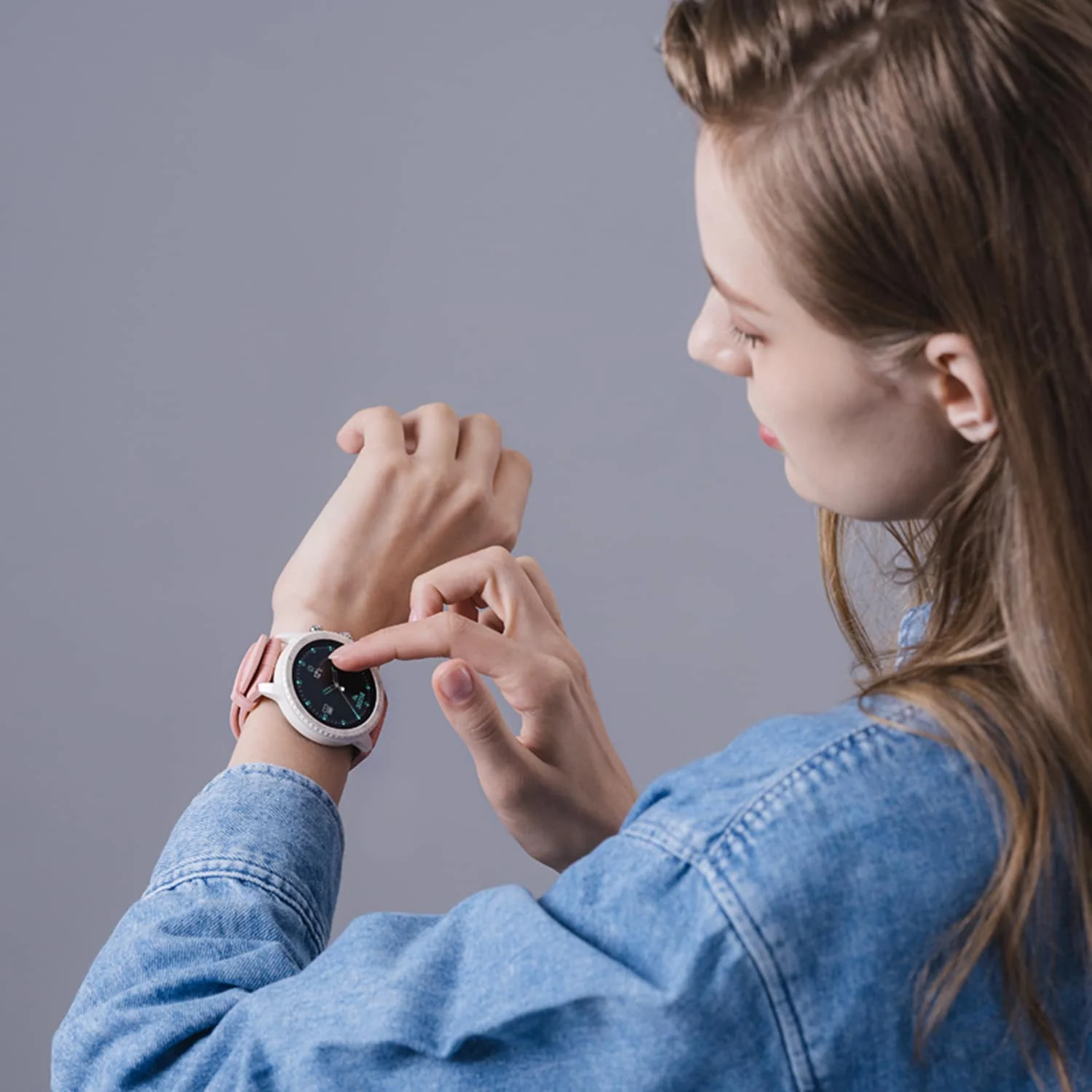 HAVIT M9005W Smart Watch with QI Wireless Charging & 5ATM Waterproof - Image 7